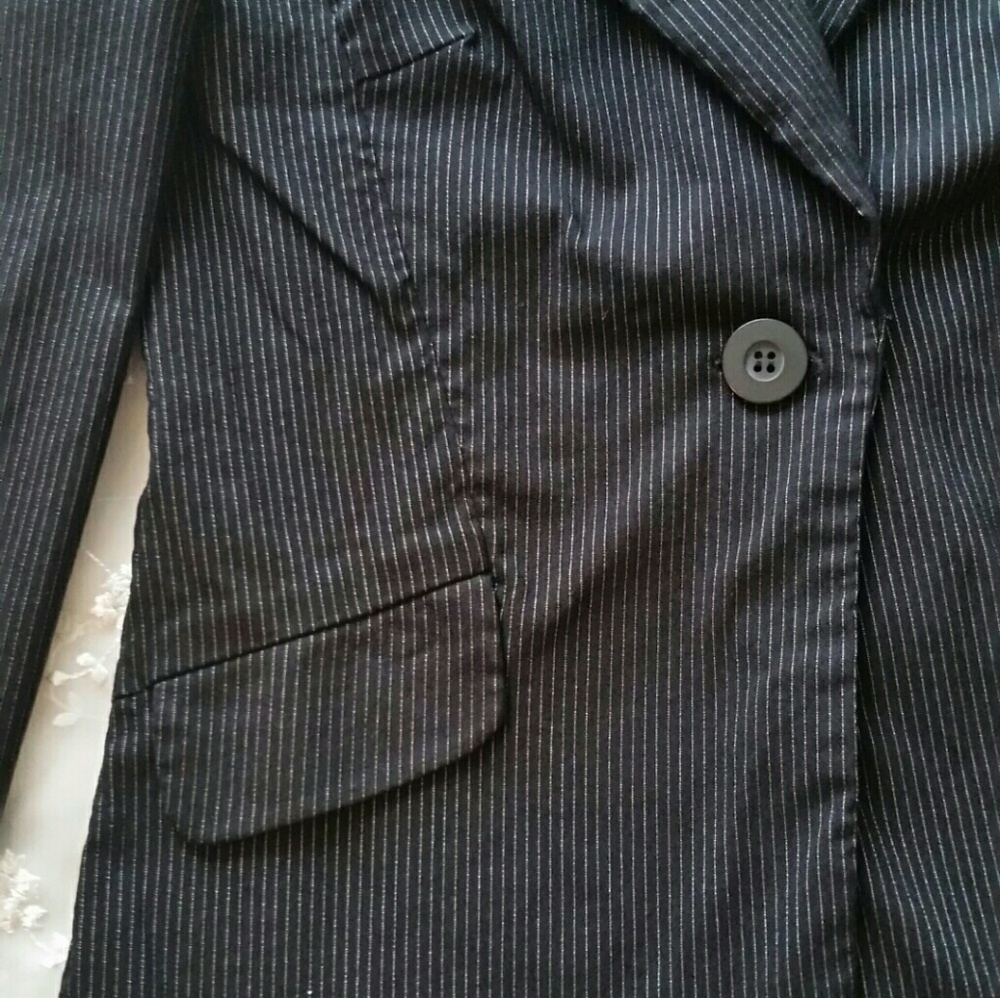 ✅Black & White Pinstripe Business Suit